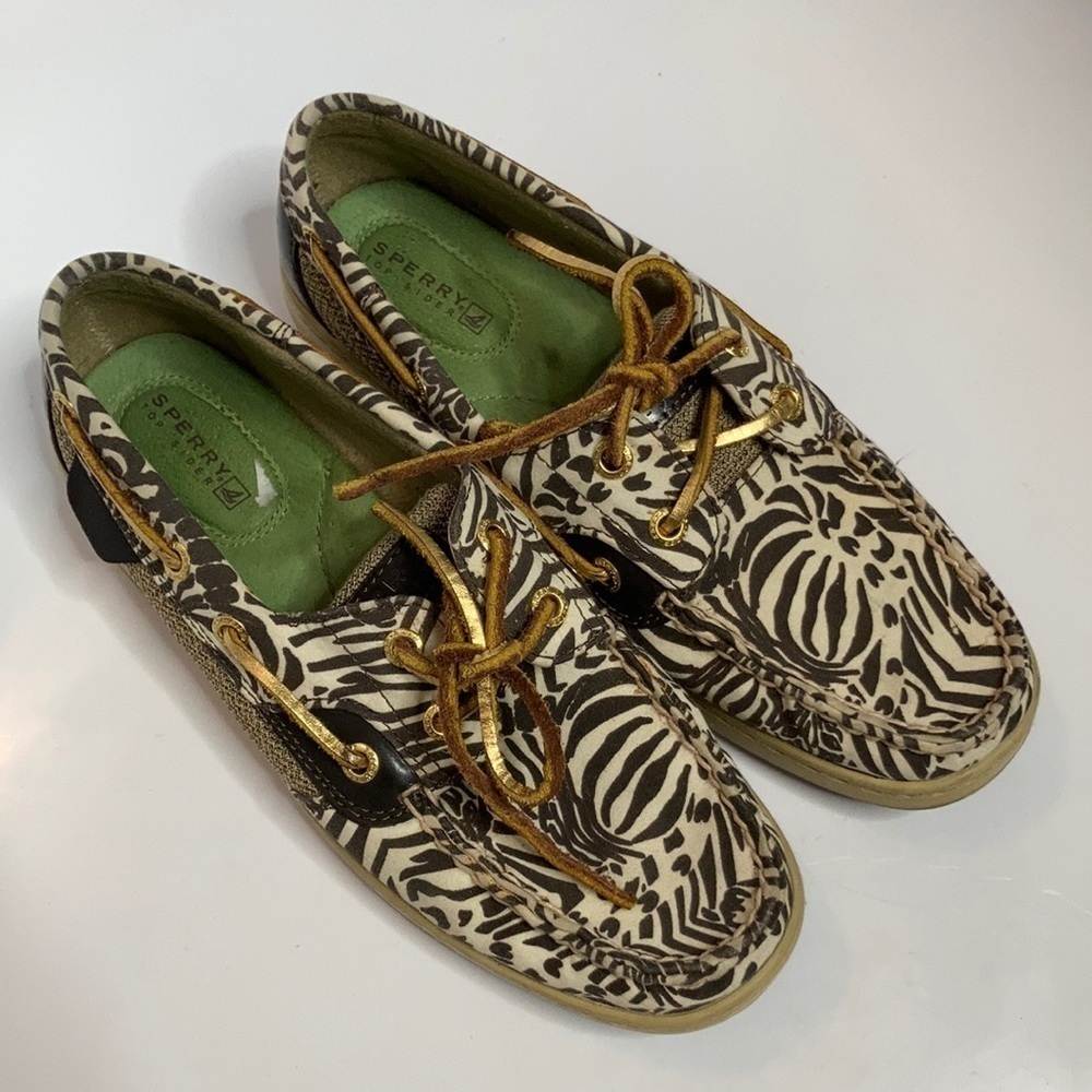 Sperry zebra print loafers size 6.5